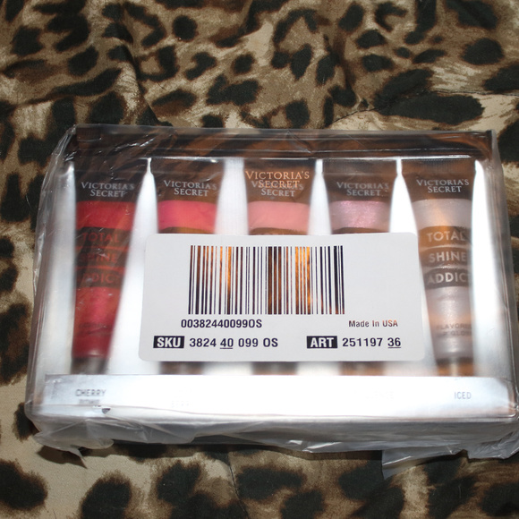 VICTORIAS SECRET Other - *HP* 3/13/19 VS TOTAL SHINE ADDICT GLOSS SET (5)